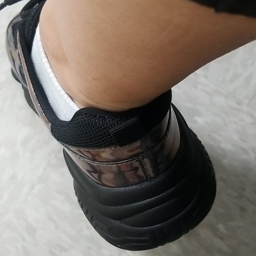 NWT Black Pewder Halogen Fashion Sneakers - Picture 7 of 8